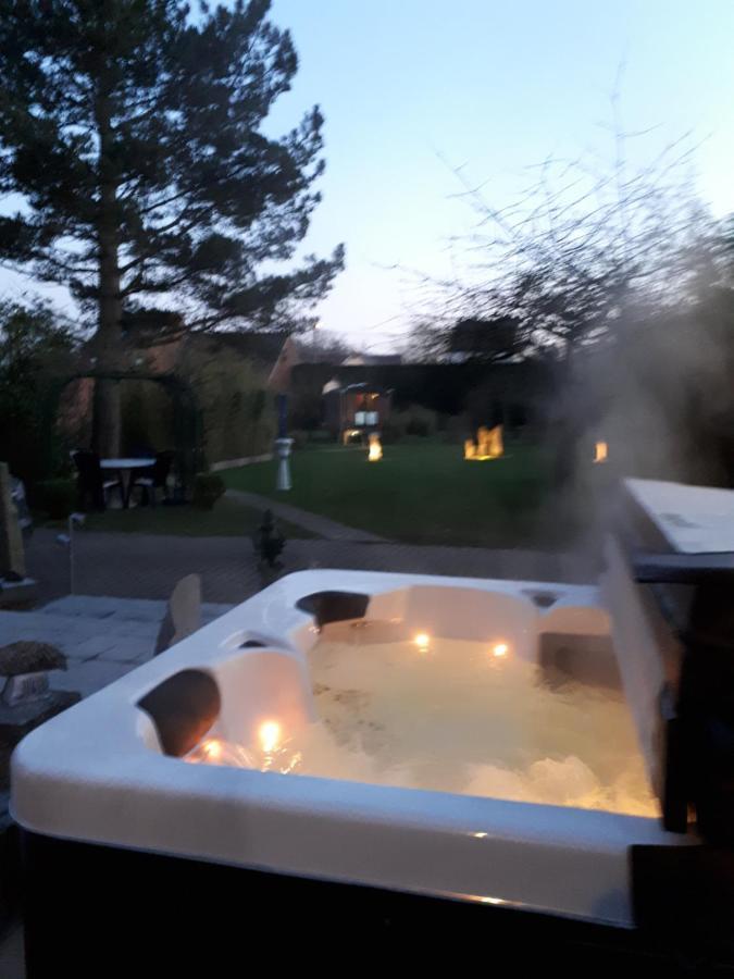Le Fond De La Biche Bed & Breakfast Goutroux ภายนอก รูปภาพ